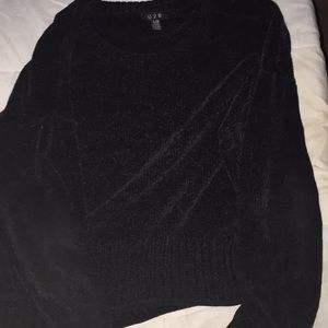 This is a nice black sweater